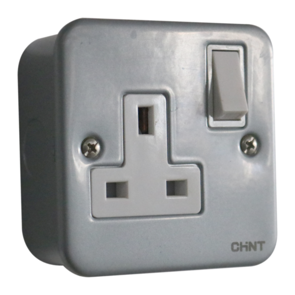 Single socket with mk CHNT-0